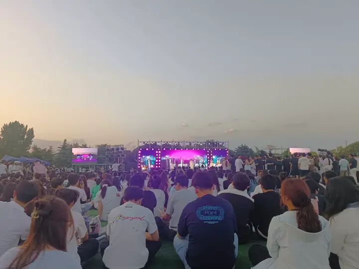 毕业晚会