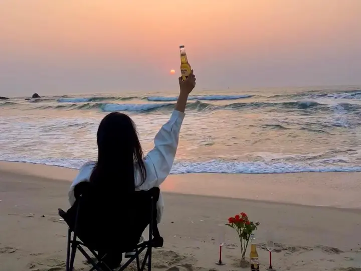 一起去看海边日出
