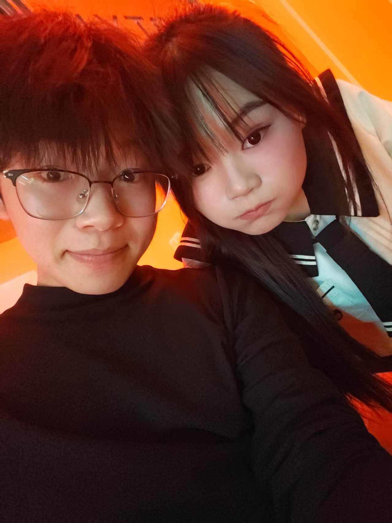 携手同行